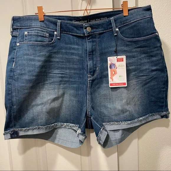 Levi’s shorts 22 nwt irregular - Picture 1 of 3